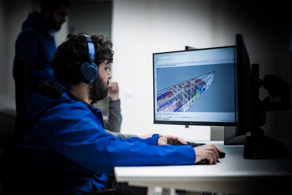 Deisgn and engineering by BMComposites (14)